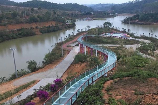 景区玻璃滑道设备