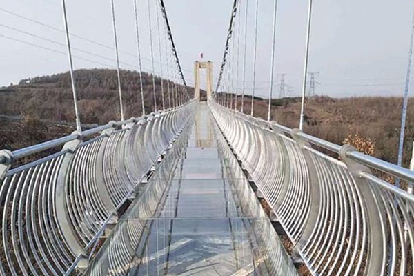 空中玻璃桥安装
